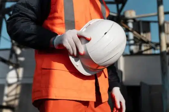 casque de sécurité pour prévenir les risques au travail
