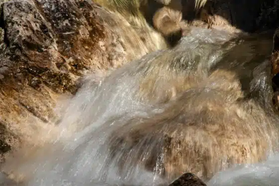 hydrogéologie, étude des ressources en eau dans le sol
